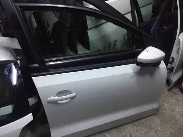 Volkswagen Polo 2010-2015 Çıkma Yedek Sag Ayna Beyaz